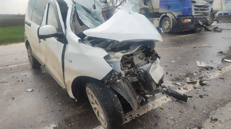 Un bărbat de 65 de ani a murit într-un grav accident rutier în raionul Telenești