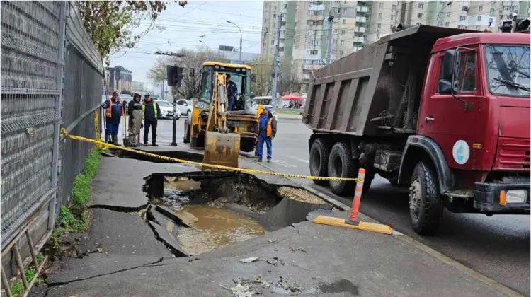 Avaria de pe strada Avram Iancu, remediată: „Zona va fi readusă la starea inițială”