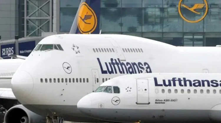 Sute de zboruri anulate şi zeci de mii de pasageri afectaţi după o grevă la Lufthansa. Noi proteste zilele viitoare