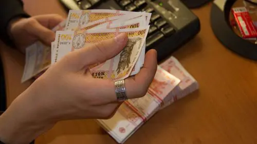 „Vorbim din luna ianuarie și nu am ajuns la numitor comun”. Sindicatele cer Guvernului salariu minim de 8000 de lei
