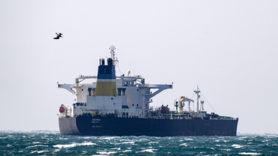 Un petrolier din „flota din umbră” a Rusiei a fost eliberat de Franța după plata unei amenzi