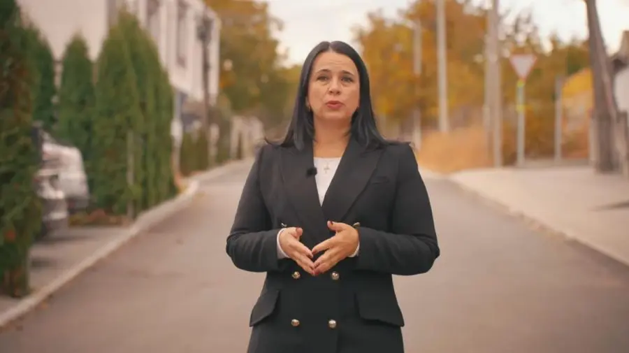 Primarul de Durlești, Eleonora Șaran, vizată într-un dosar de escrocherie cu terenuri, a revenit la serviciu