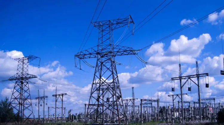 Moldelectrica face primul pas pe bursa de energie, cu o achiziție de doar 12 MWh