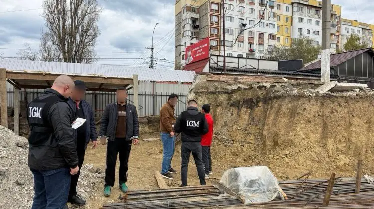 Nereguli pe piața muncii: muncitori străini fără acte, depistați și amendați la Bălți