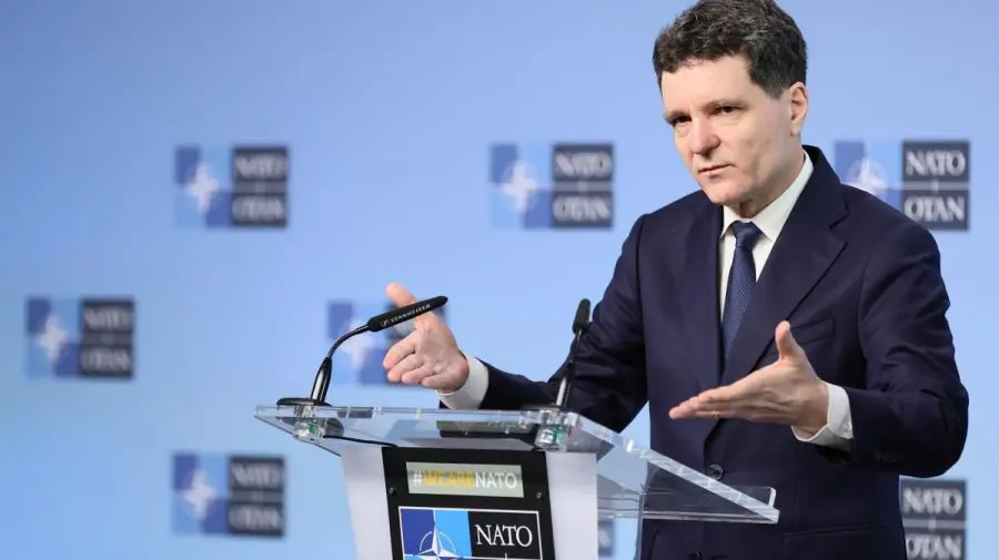 Nicușor Dan: NATO este „crucială”. „Actualul context internațional arată cât de importantă rămâne apartenența la ea”