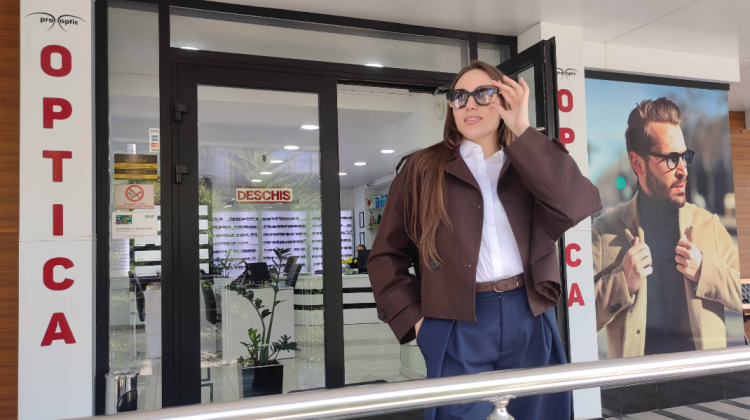 Ochelarii de vedere ca accesoriu de stil: Tendințele de design care domină acest an