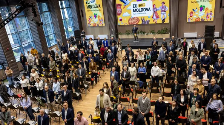 Reinvent Moldova 2.0: Cinci speakeri, sute de participanți și o singură direcție – Europa