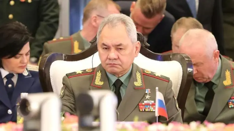 Rusia avertizează 4 țări NATO cu „dreptul la autoapărare”, dacă permit dronelor ucrainene să le traverseze spațiul
