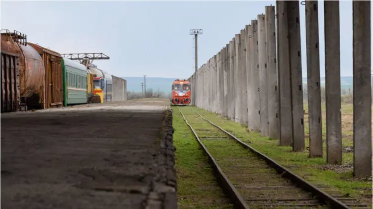 FOTO Linia feroviară Cantemir-Fălciu, testată astăzi după zeci de ani în care nu a fost utilizată