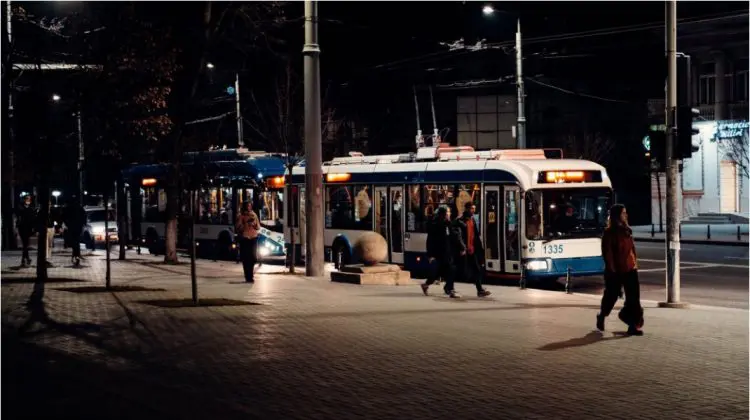 În Noaptea Învierii, transportul public din Chișinău va fi gratuit după miezul nopții