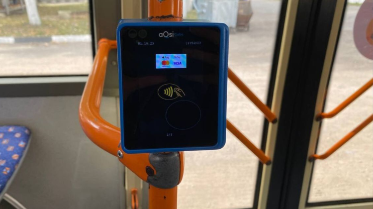 Bălțenii, taxați noaptea pentru călătorii fantomă. Primarul recunoaște problema și acuză banca