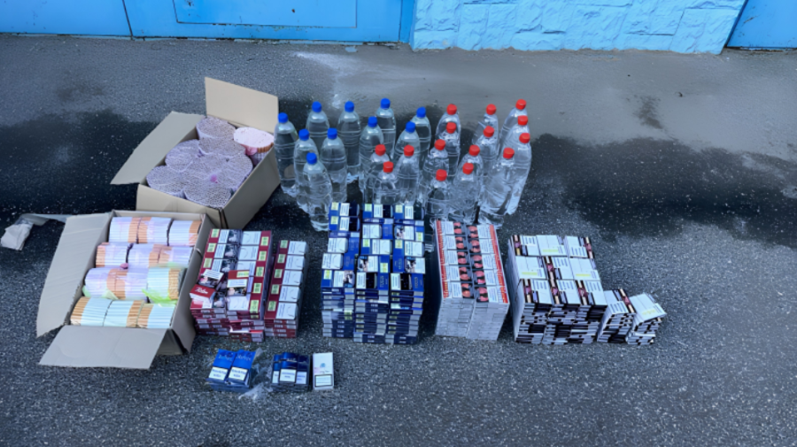 Serviciul Vamal a ridicat 14 660 de țigarete și peste 37 de litri de alcool transportați ilicit pe traseul R12