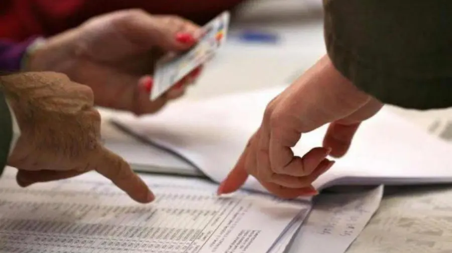 Nereguli depistate la alegerile locale din Orhei și Taraclia: Mai mulți funcționari electorali, sancționați de CEC