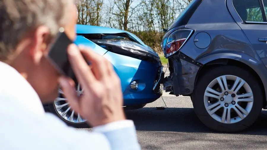 Despăgubiri fără intermediari în accidentele rutiere. CNPF introduce un nou mecanism în asigurările RCA