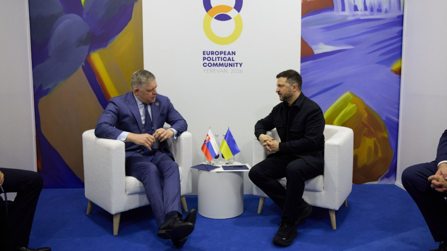 VIDEO Întâlnire între Zelenski și Fico, în marja summitului: ce au convenit cei doi lideri