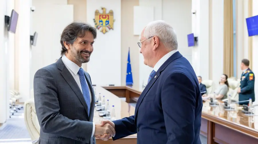 Ministrul Apărării al Slovaciei, primit la Guvern. Munteanu: „Avem prieteni pe care ne putem baza”