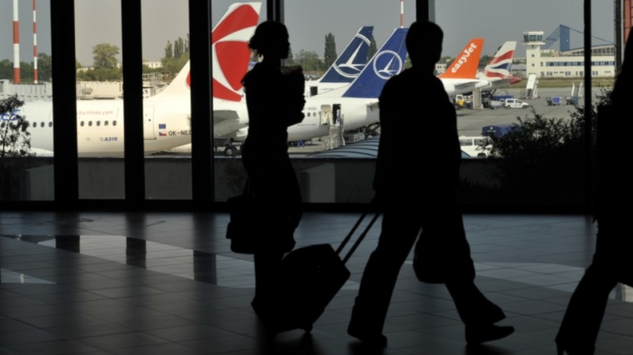 Îți aduci mobila, mașina și electrocasnicele din Europa fără taxe: Moldova pregătește o nouă lege pentru diaspora