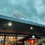 Alertă falsă cu bombă în toiul nopții la Aeroportul din Chișinău. Oamenii legii nu au găsit obiecte suspecte