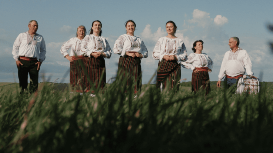 Tradiții care unesc două comunități: ansamblul din Iabloana păstrează cultura moldo-ucraineană