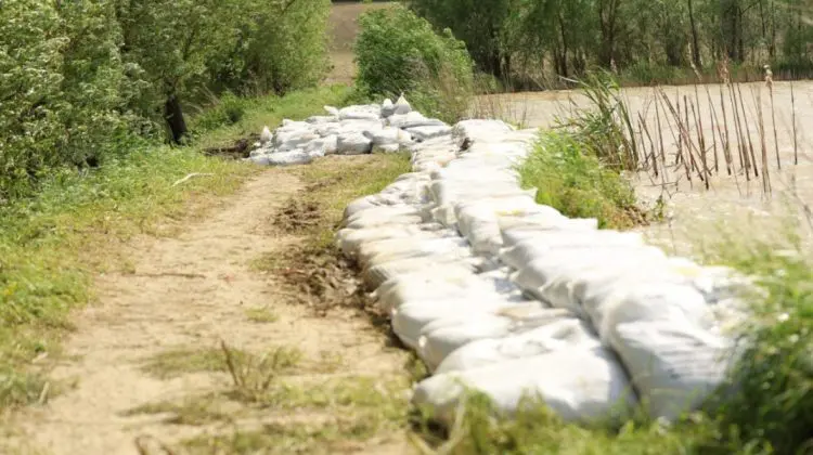 Avertizare hidrologică în Moldova! Sunt posibile viituri rapide, inundații locale și creșteri de debite