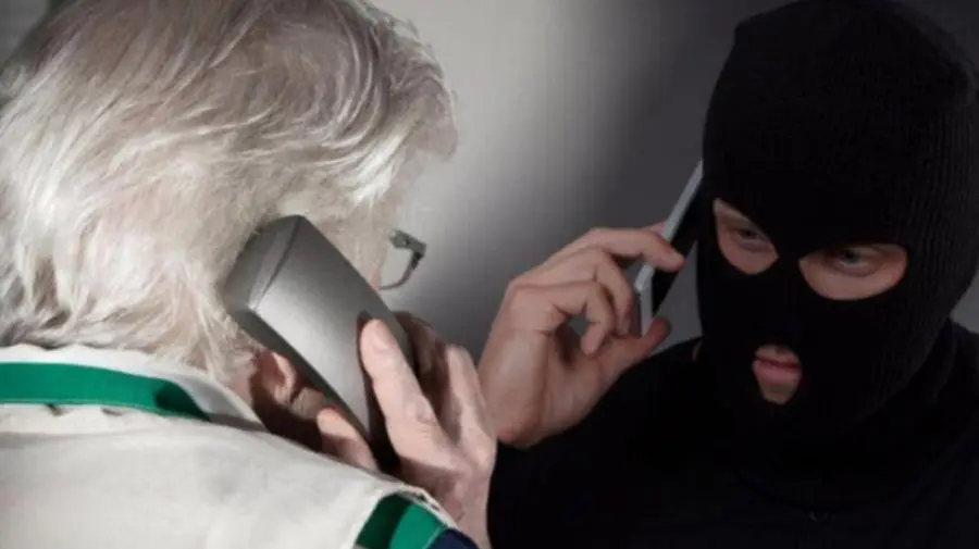 Escrocheriile telefonice iau amploare: O victimă a pierdut peste 2 milioane de lei în acest weekend