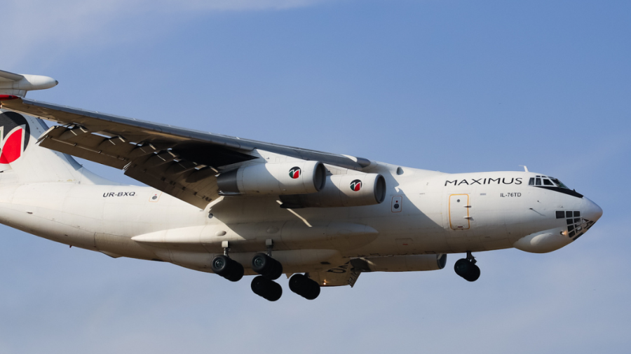 Un IL-76 care a decolat din Ucraina, a aterizat la Chișinău. Guvernul: Un zbor tehnic, neregulat