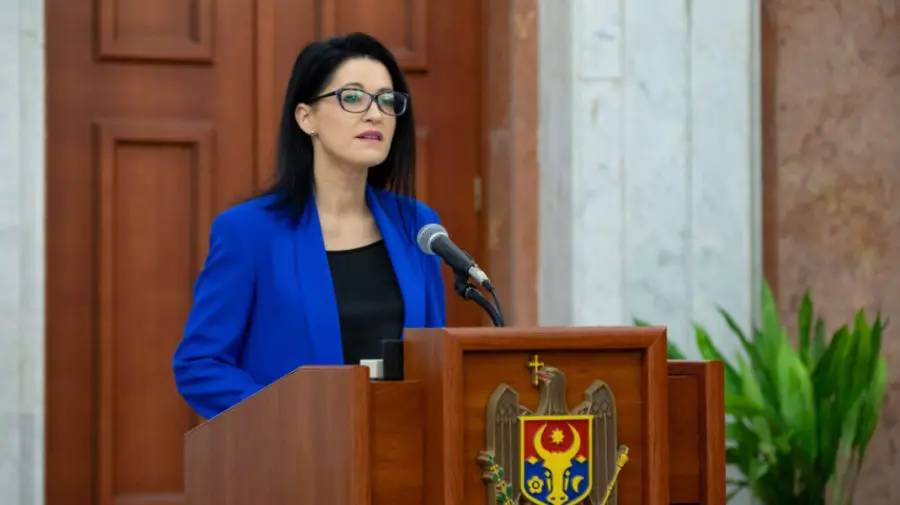 Natalia Plugaru taie zeci de funcții de conducere la Ministerul Muncii. MOTIVUL