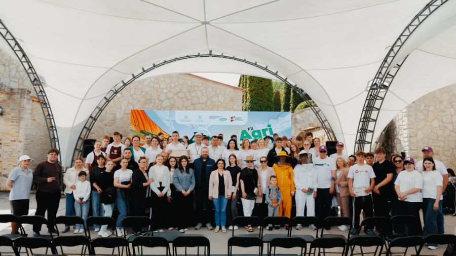 Agricultura 5.0 explorată de tineri la Târgul regional „Viitorul e AgriCOOL” de la Căușeni