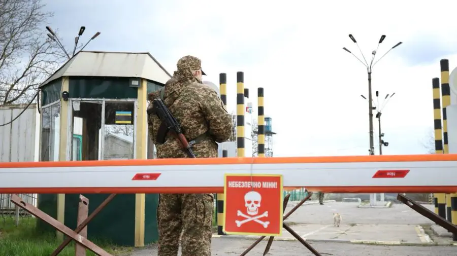 FOTO Ucraina își întărește apărarea la frontieră cu regiunea transnistreană