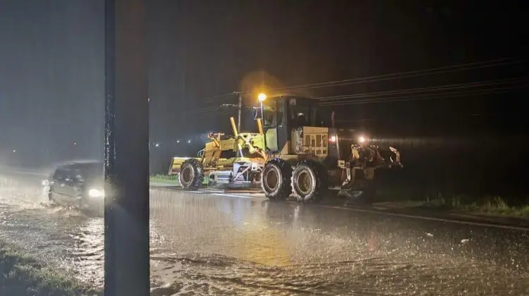 Drumuri afectate de ploi: pericol de accidente rutiere în mai multe raioane