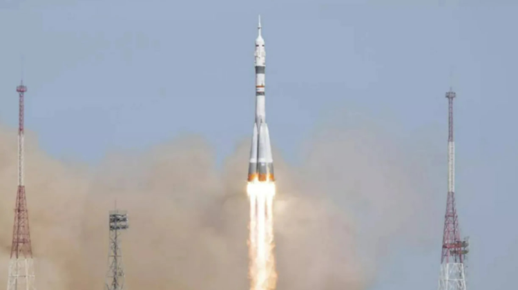 VIDEO Rusia lansează cu succes racheta Soiuz-5, cu o capacitate de până la 17 tone pe orbită
