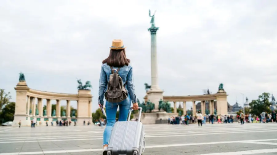 Actele de studii obținute în străinătate vor fi recunoscute mai ușor în Moldova