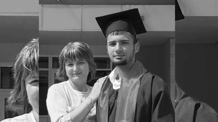 Tânărul care și-a ucis mama, profesoară în Chișinău, și-a aflat sentința: Ce pedeapsă a primit