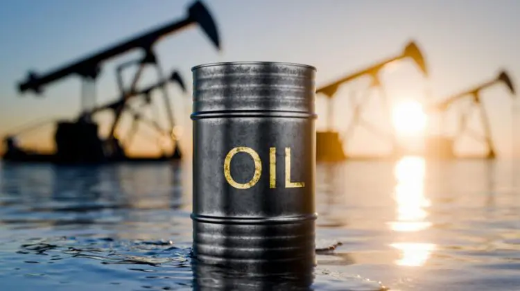 Prețul petrolului a coborât la cel mai redus nivel din ultimele trei luni