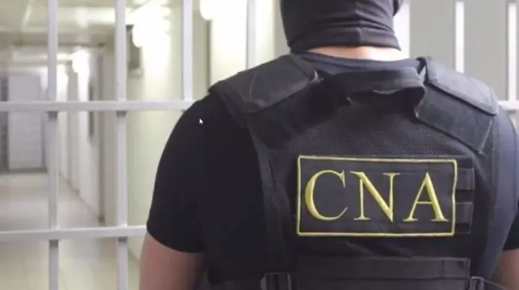 Trei polițiști de la Botanica, anchetați pentru corupție, au fost reținuți din nou de CNA. Fapta de care sunt bănuiți