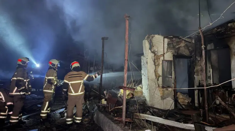 VIDEO Atacuri nocturne în mai multe regiuni ale Ucrainei. Cel puțin 20 de civili au fost răniți