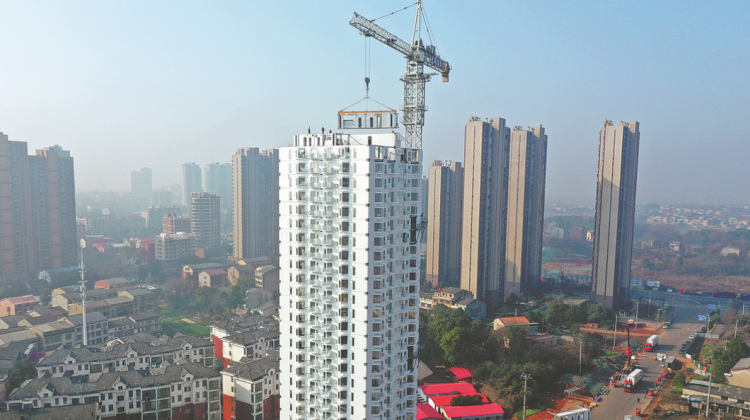 Chinezii au construit un bloc de 26 de etaje în doar 5 zile: Cum a fost posibilă ridicarea turnului din Xiangyin
