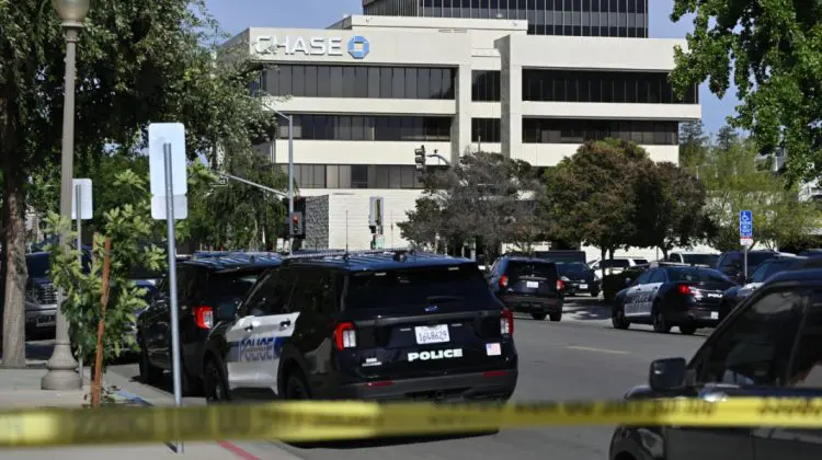 Incident armat în California: un veteran al armatei americane, ucis după ce a luat ostatici într-o bancă