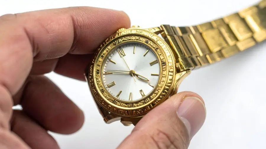 Creştere spectaculoasă a preţului aurului. Ceasurile de lux vintage ajung la topit