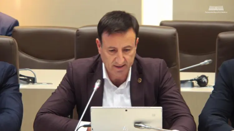 Anul trecut, escrocheriile erau realizate din penitenciare. De unde sunt coordonate acum