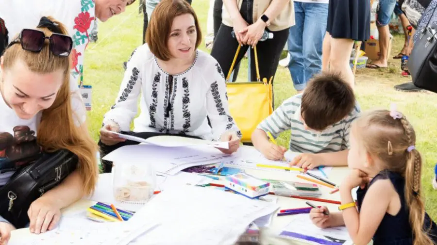 Maia Sandu, provocare pentru copii de 1 iunie: „Citiți cât mai multe cărți până la 31 august”
