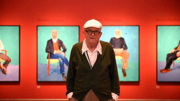 Doliu în lumea artei: celebrul pictor britanic David Hockney a murit la 88 de ani
