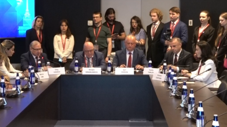 OPINII Despre ce au vorbit Dodon, Tarlev și Furtună la Forumul Economic din Sank-Petersburg