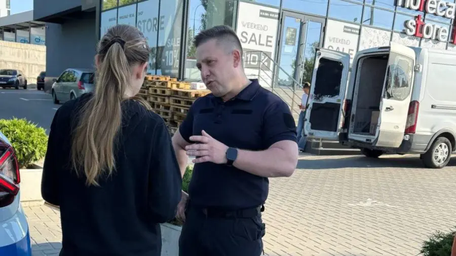 Fata de 12 ani din Cahul, dată dispărută, a fost găsită la Chișinău. O femeie a recunoscut-o și a alertat Poliția