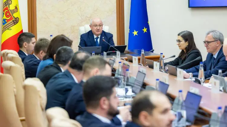 Cartelele SIM preplătite ar putea fi cumpărate doar cu buletinul! Proiectul ajunge pe masa Guvernului