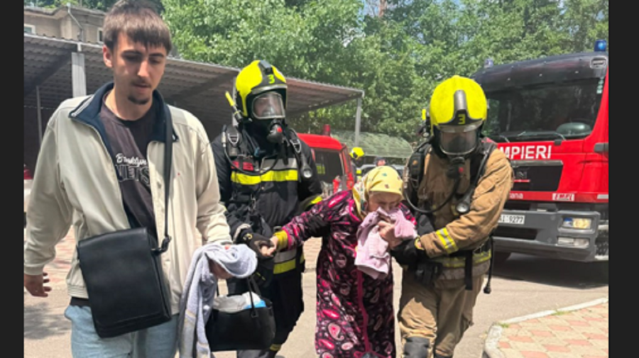 ”Fetița era acasă, spunea că arde, arde acoperișul” – Declarațiile proprietarului apartamentului cuprins de flăcări