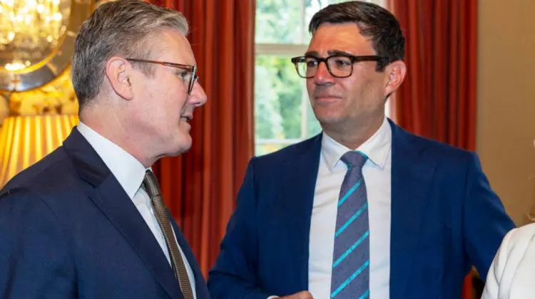 Keir Starmer este așteptat să demisioneze luni. Andy Burnham ar putea fi noul premier al Marii Britanii