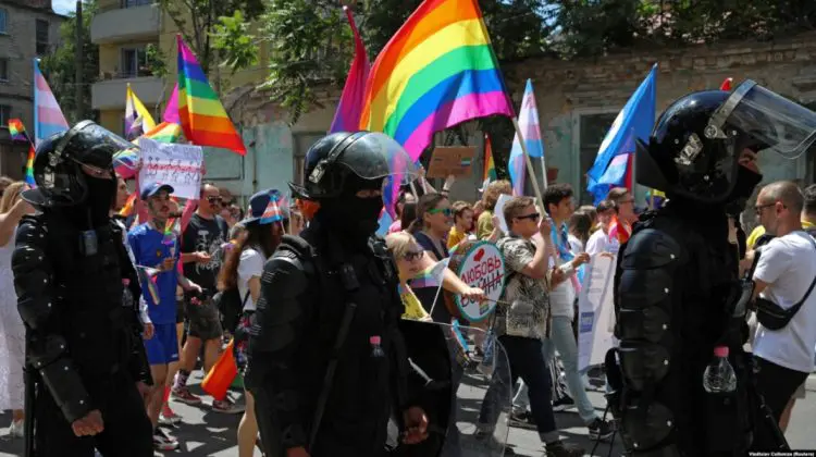 Restricții de circulație în centrul Chișinăului duminică, în timpul marșului Pride. Traficul va fi redirecționat