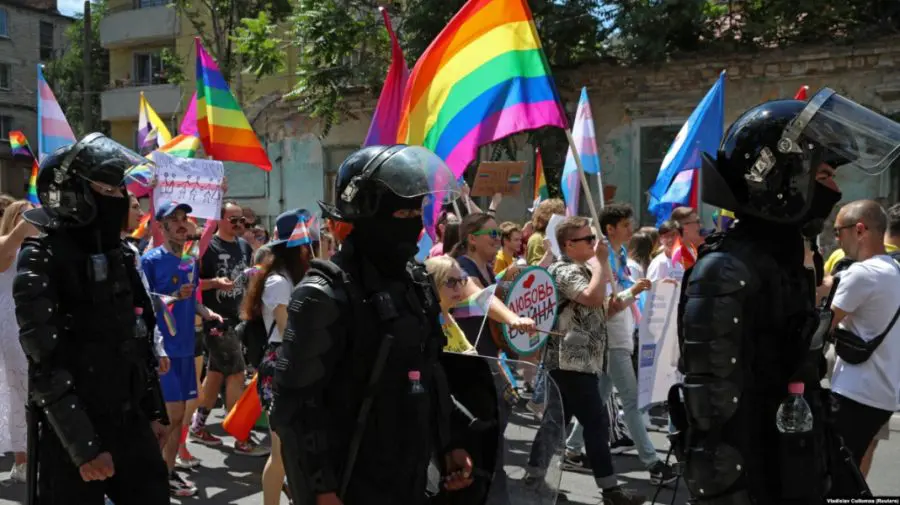 Restricții de circulație în centrul Chișinăului duminică, în timpul marșului Pride. Traficul va fi redirecționat