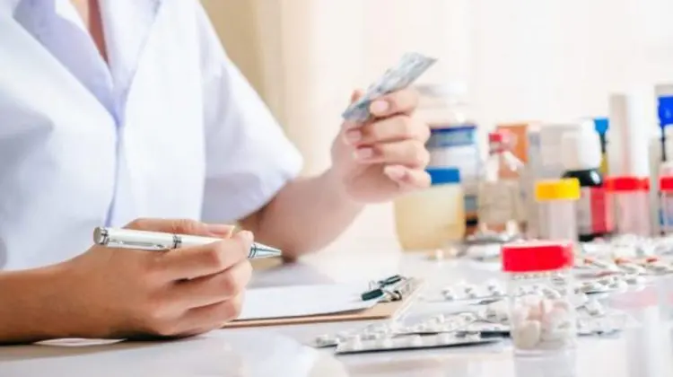 Noi medicamente compensate pentru tratamentul endometriozei, bolilor cardiovasculare și terapia post-transplant